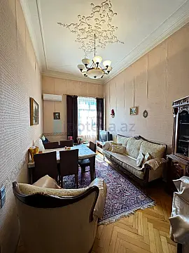 Satılır 3 otaqlı köhnə tikili 75 m² — Bakı, Yasamal 3 otaq 75.00 m²