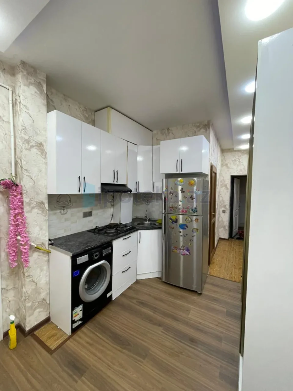 Satılır 2 otaqlı yeni tikili 54 m²