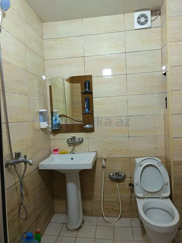Satılır 1 otaqlı köhnə tikili 22 m²