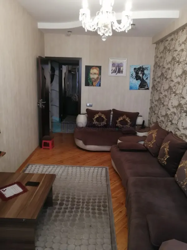 Satılır 3 otaqlı yeni tikili 85 m²