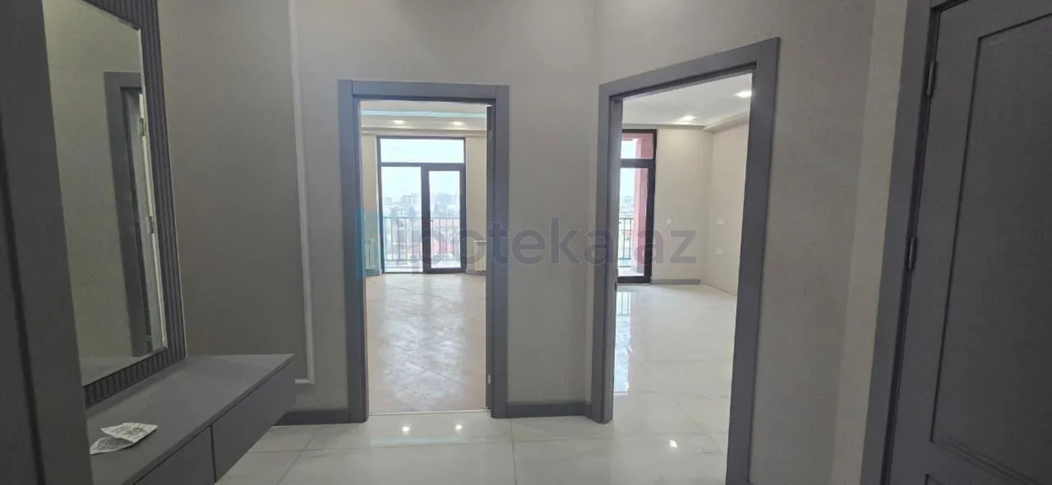 Satılır 3 otaqlı yeni tikili 112 m²