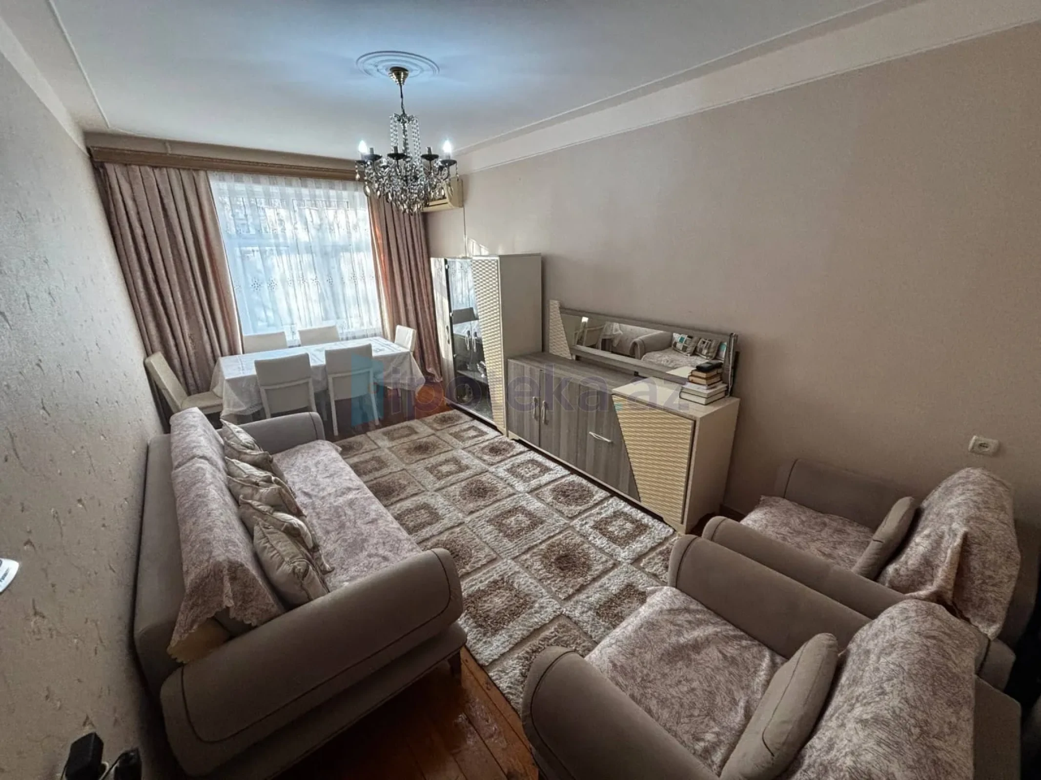 Satılır 3 otaqlı köhnə tikili 85 m²
