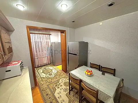 Satılır 3 otaqlı köhnə tikili 85 m²