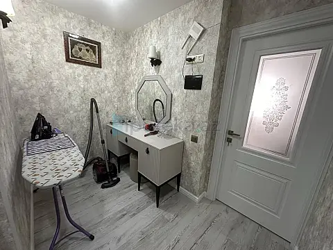 Satılır 3 otaqlı köhnə tikili 65 m²