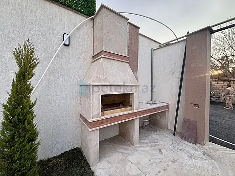 Satılır 4 otaqlı mənzil 150 m²