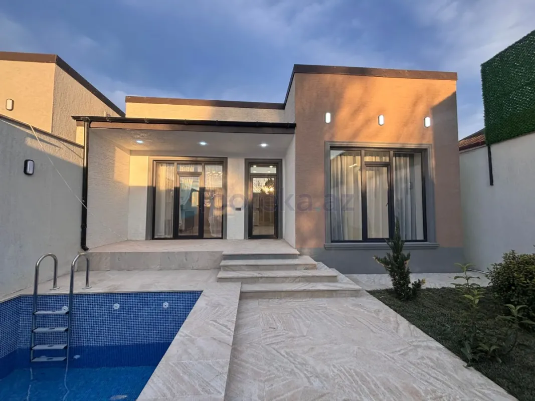 Satılır 4 otaqlı mənzil 150 m²