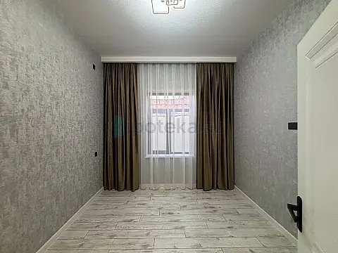 Satılır 4 otaqlı mənzil 150 m²