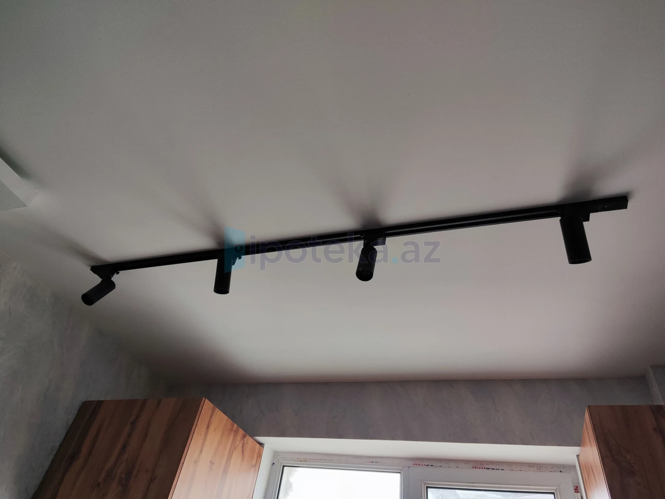 Satılır 3 otaqlı yeni tikili 60 m²