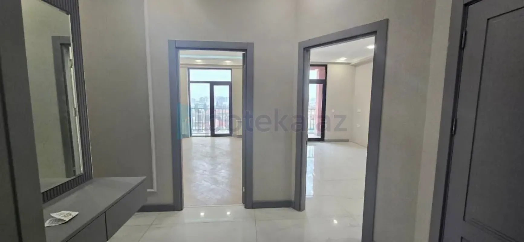 Satılır 3 otaqlı yeni tikili 112 m²