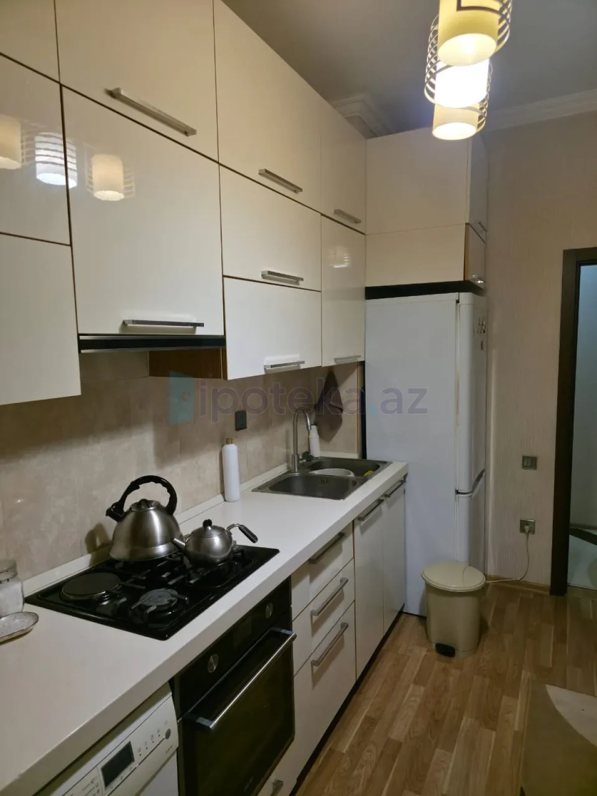 Satılır 2 otaqlı yeni tikili 62 m²