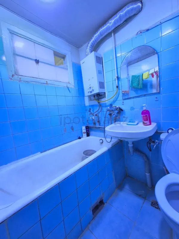 Satılır 1 otaqlı köhnə tikili 31 m²