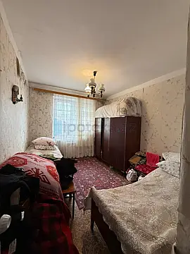 Satılır 2 otaqlı köhnə tikili 60 m²