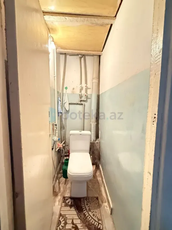 Satılır 2 otaqlı köhnə tikili 60 m²