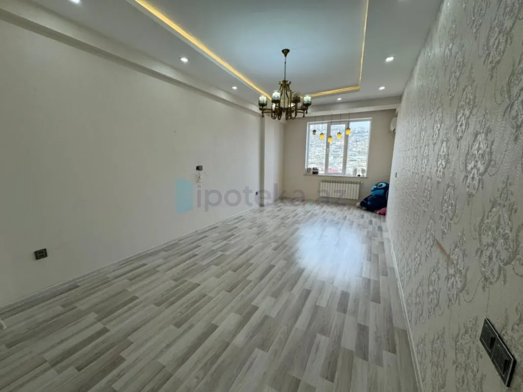 Satılır 2 otaqlı yeni tikili 80 m²