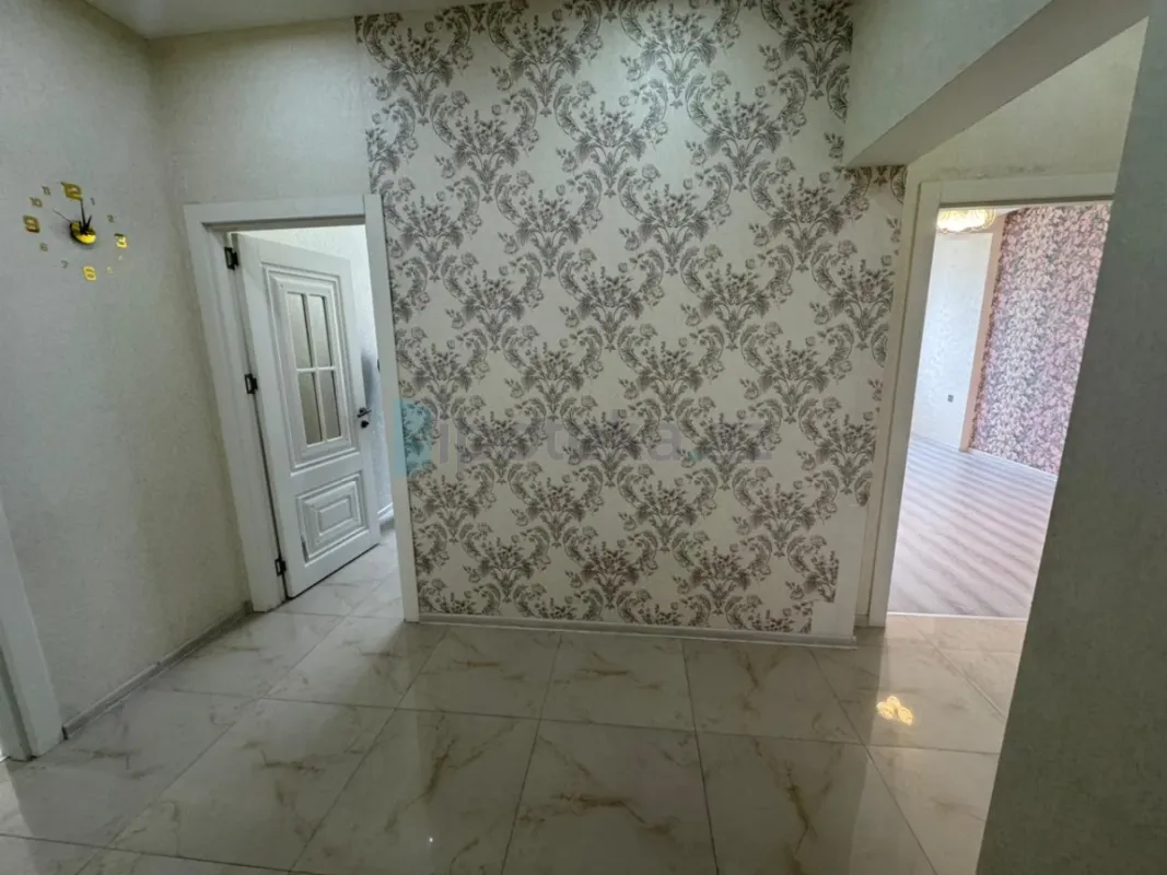 Satılır 2 otaqlı yeni tikili 80 m²