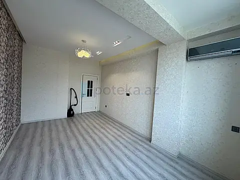 Satılır 2 otaqlı yeni tikili 80 m²