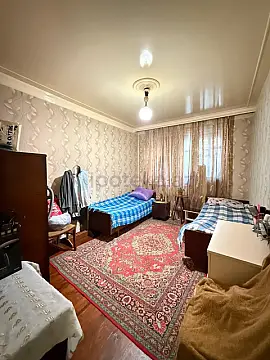 Satılır 2 otaqlı köhnə tikili 65 m²