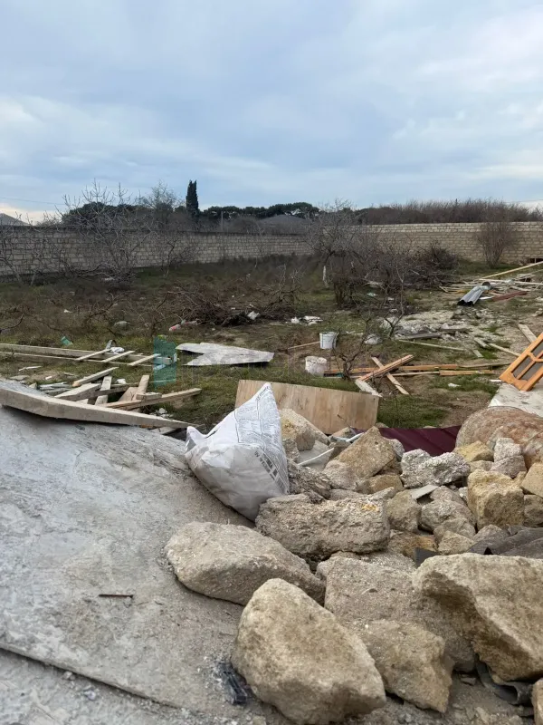 Satılır torpaq sahəsi 2 m²