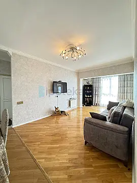 Satılır 3 otaqlı köhnə tikili 65 m² — Bakı, Əhmədli 3 otaq 65.00 m²