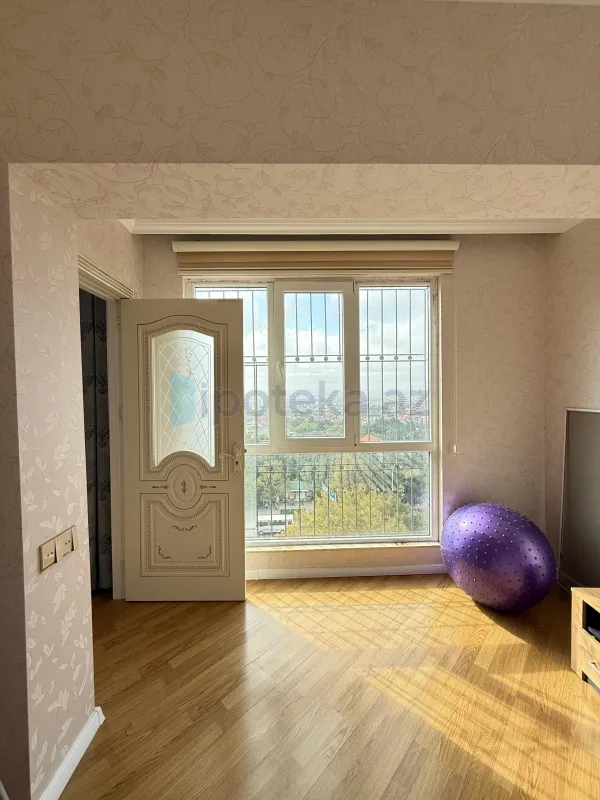 Satılır 3 otaqlı köhnə tikili 65 m²