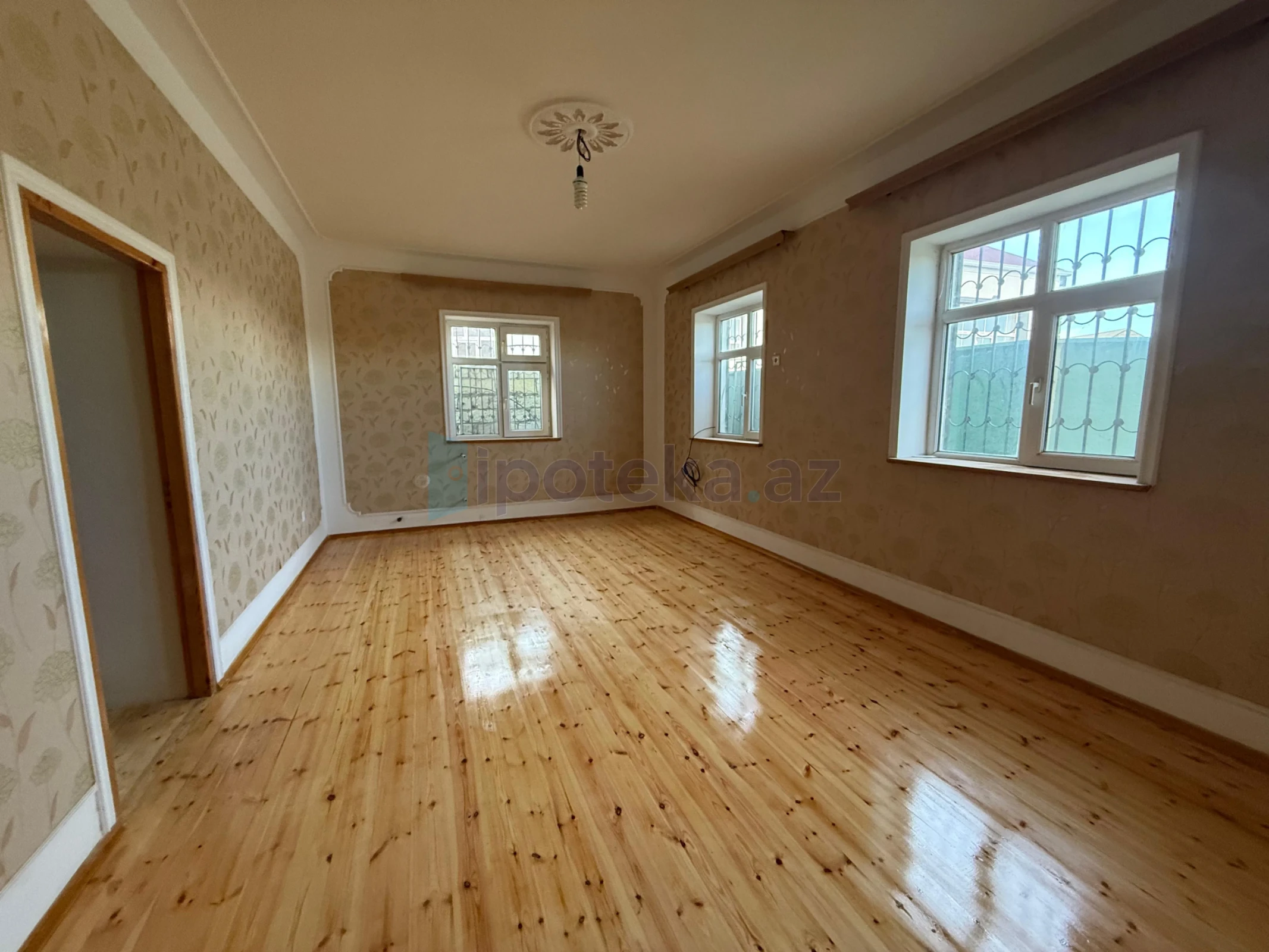 Satılır 3 otaqlı həyət evi 90 m²