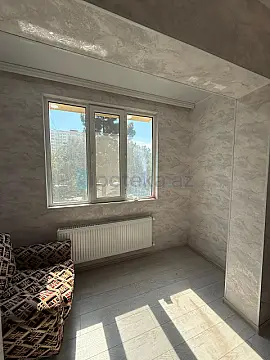 Satılır 1 otaqlı köhnə tikili 40 m²