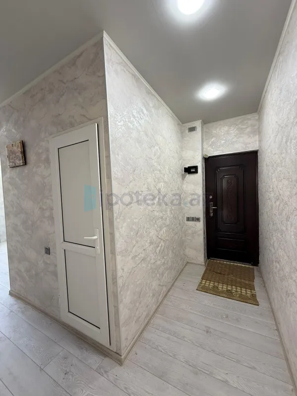 Satılır 1 otaqlı köhnə tikili 40 m²