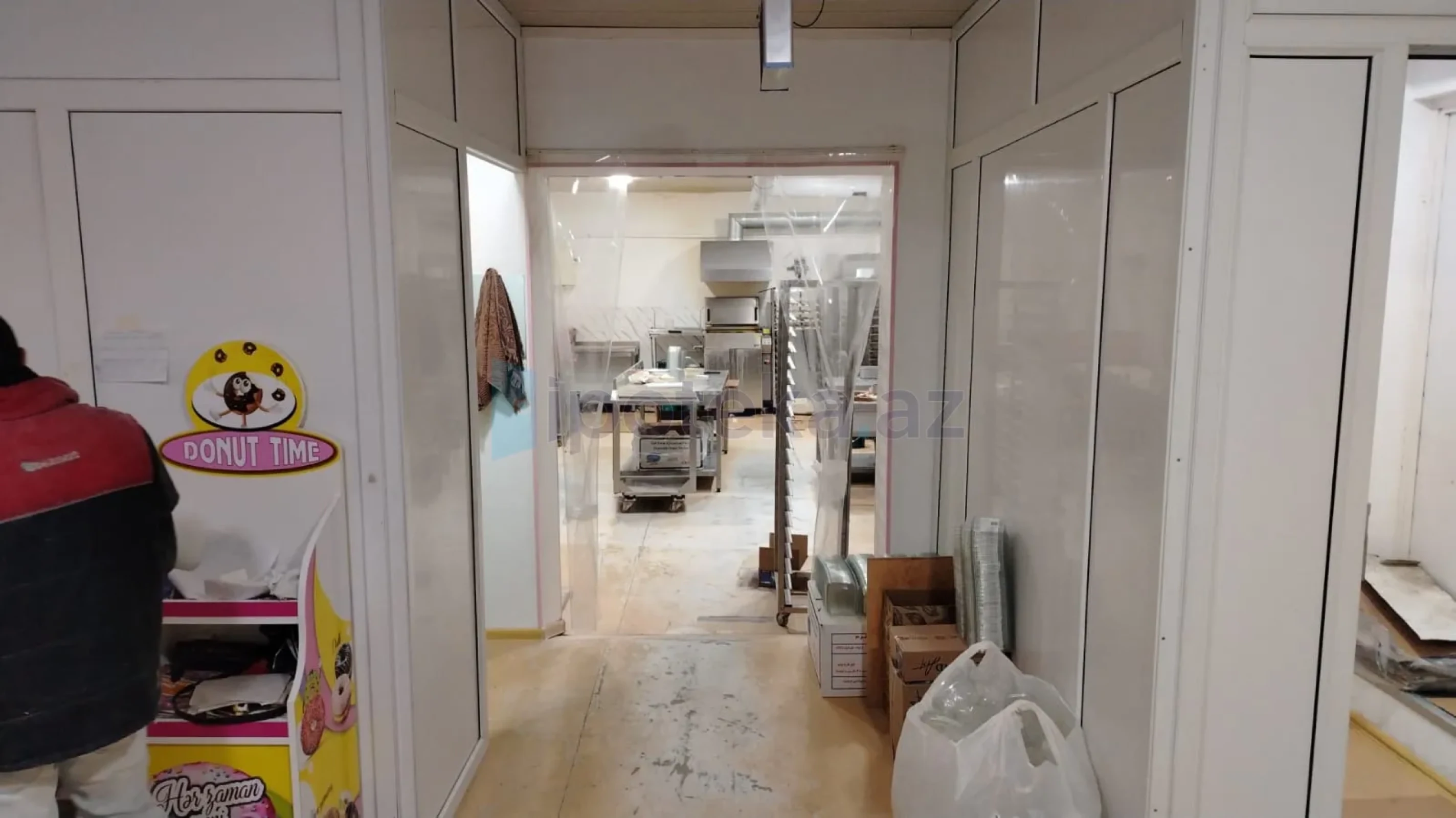 Satılır 8 otaqlı həyət evi 198 m²