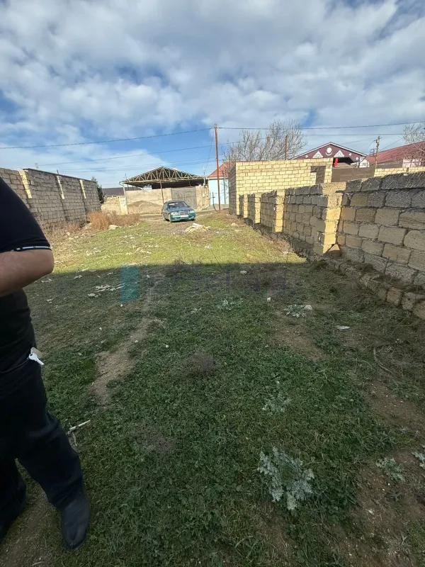 Satılır 1 otaqlı həyət evi 3 m²