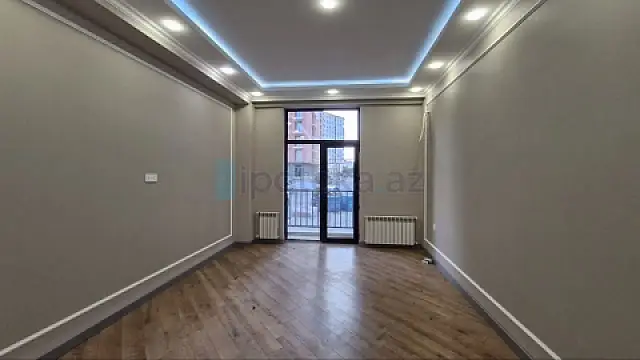 Satılır 3 otaqlı yeni tikili 111 m²