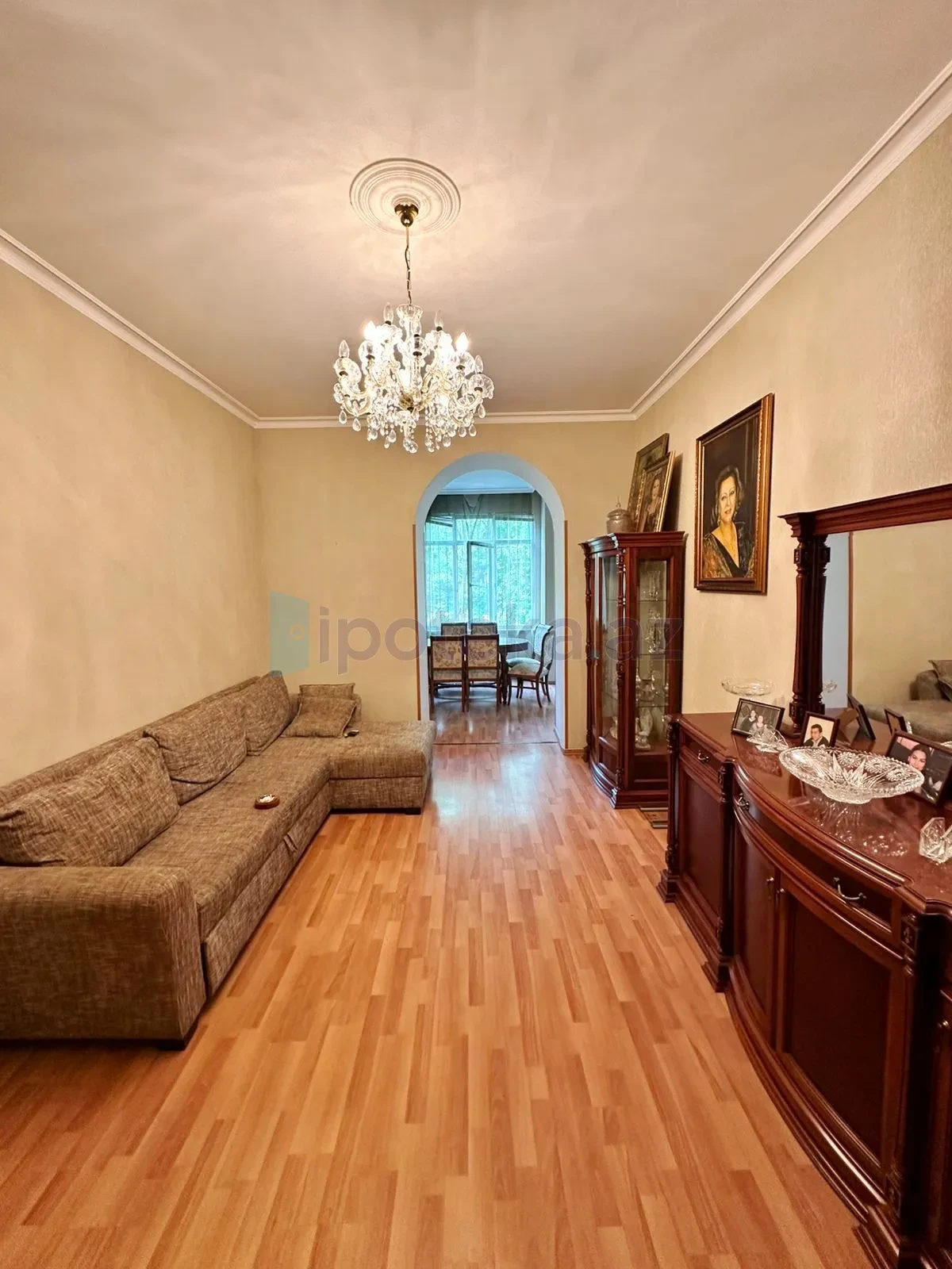 Satılır 3 otaqlı köhnə tikili 105 m²