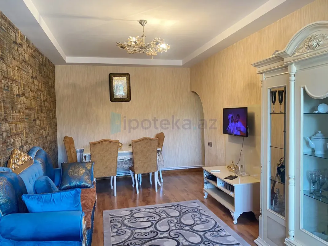 Satılır 3 otaqlı köhnə tikili 70 m²