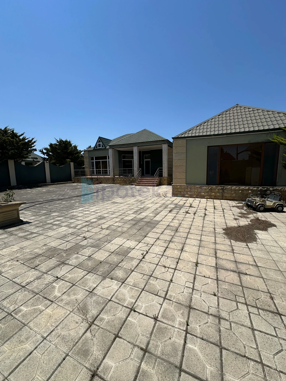 Satılır 3 otaqlı mənzil 100 m²