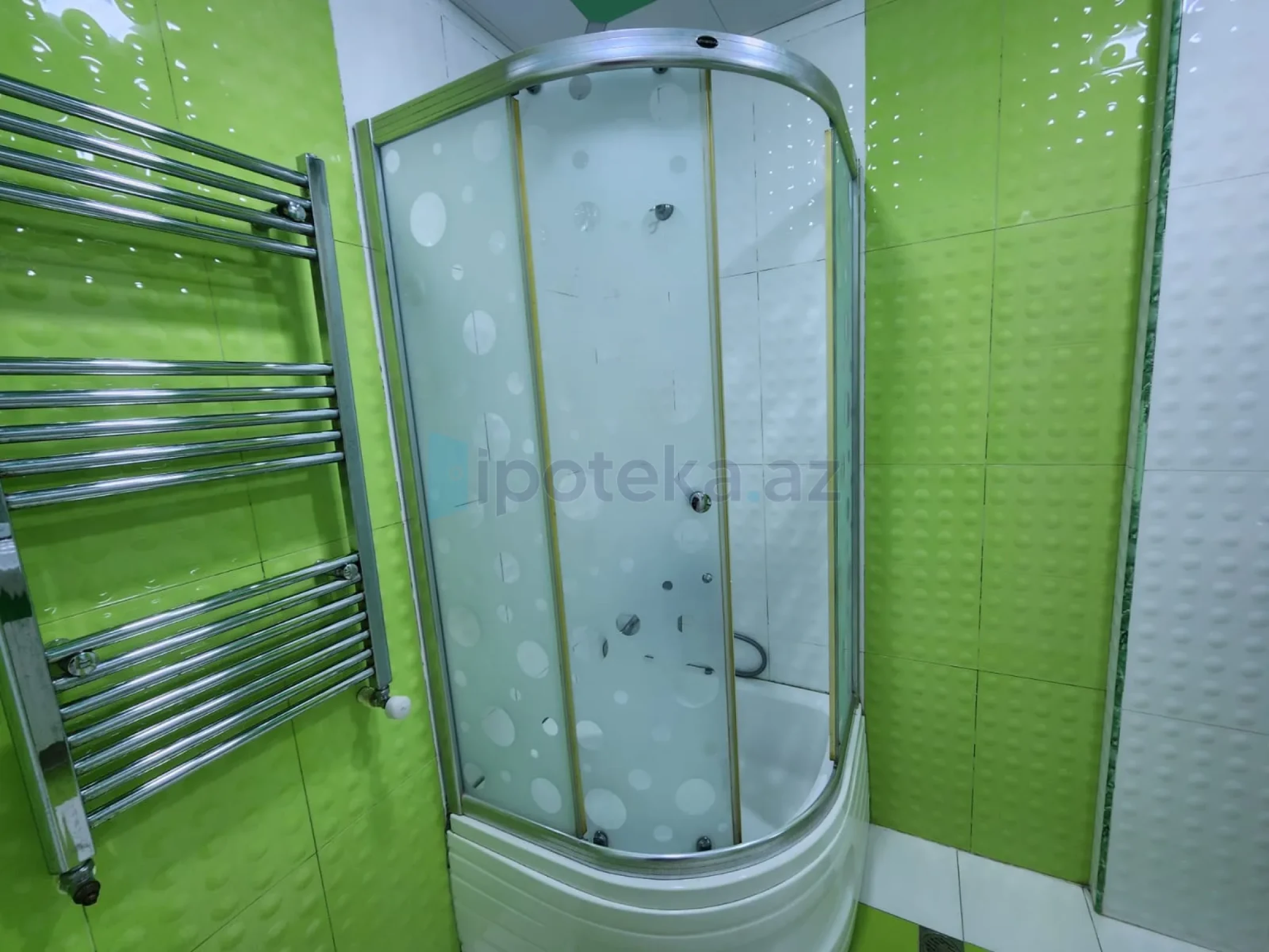 Satılır 3 otaqlı yeni tikili 90.2 m²