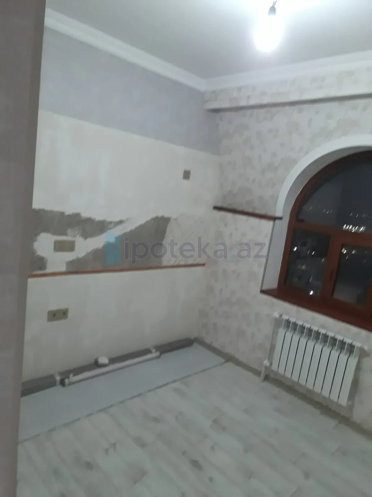 Satılır 2 otaqlı yeni tikili 60 m²