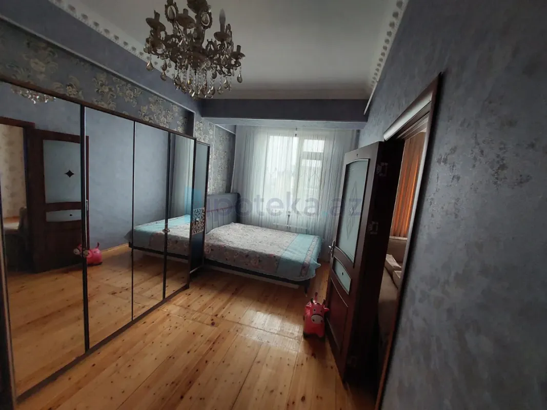 Satılır 3 otaqlı yeni tikili 100 m²