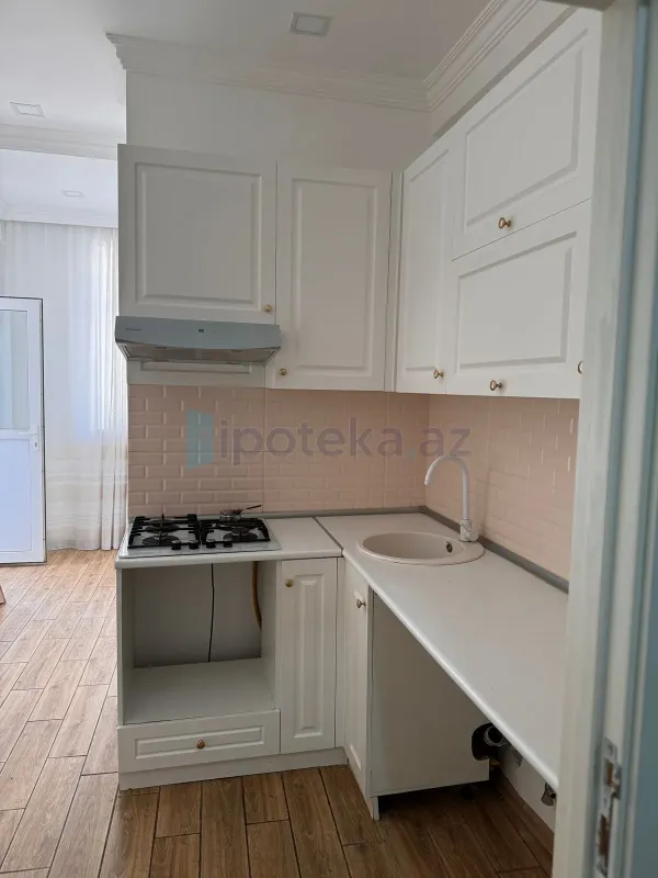 Satılır 2 otaqlı yeni tikili 75.5 m²