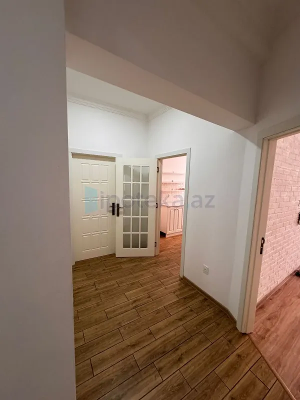Satılır 2 otaqlı yeni tikili 75.5 m²