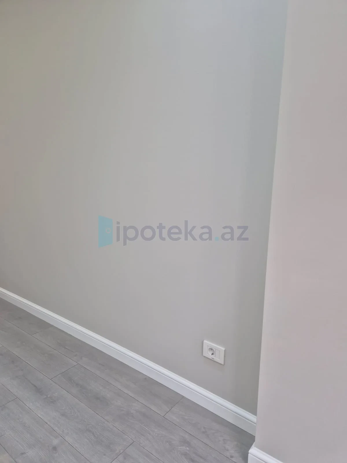 Satılır 2 otaqlı yeni tikili 55 m²