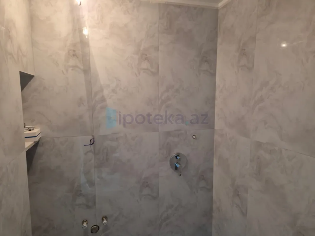 Satılır 2 otaqlı yeni tikili 55 m²