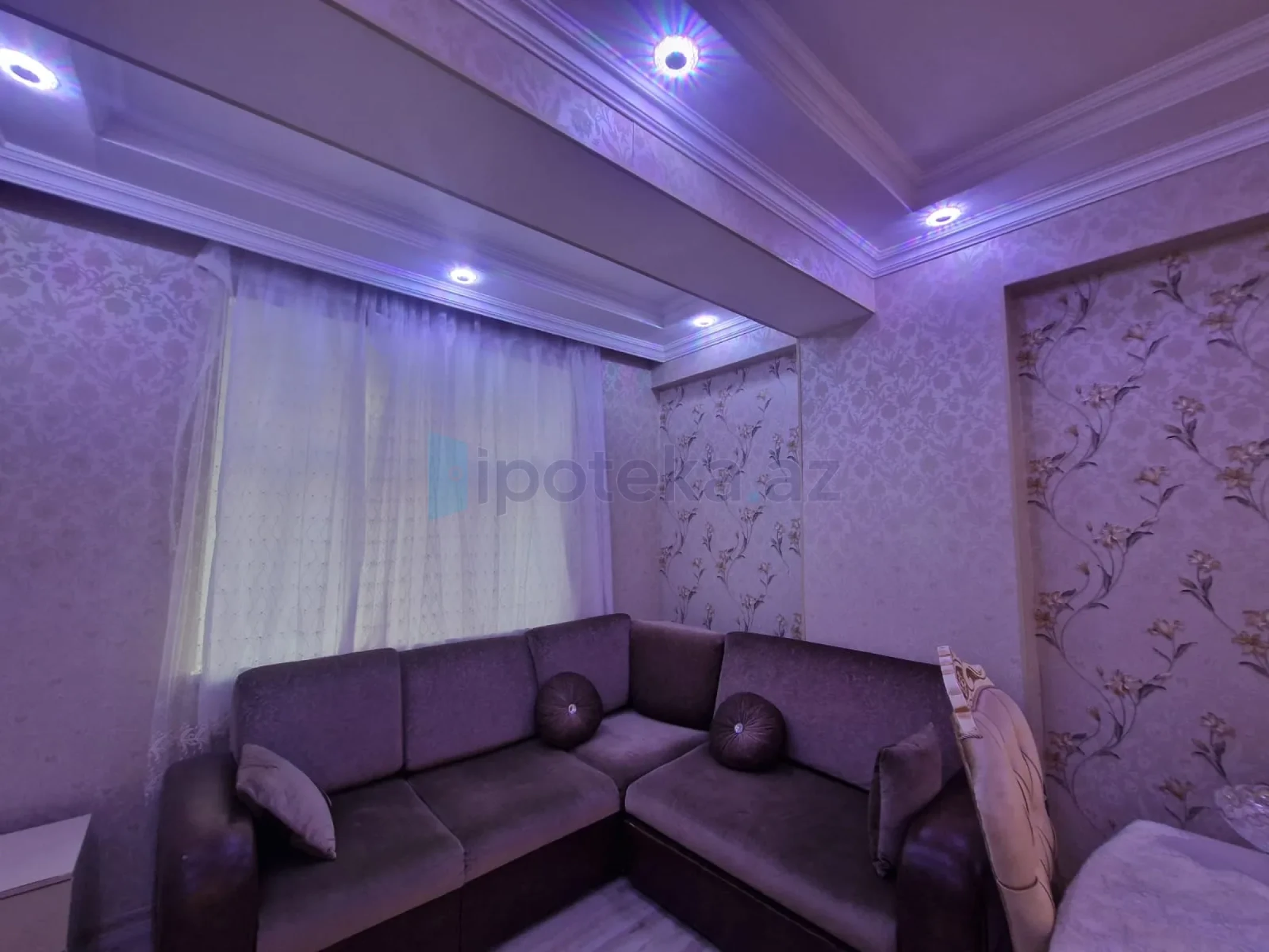 Satılır 2 otaqlı yeni tikili 61 m²