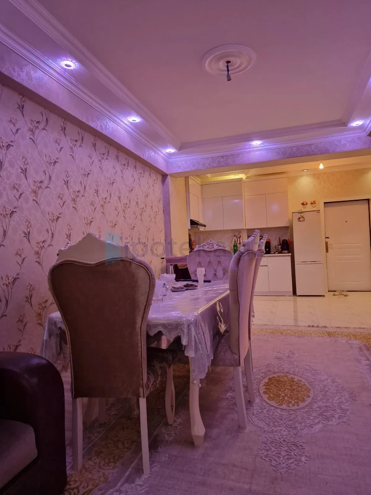 Satılır 2 otaqlı yeni tikili 61 m²