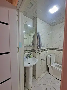 Satılır 2 otaqlı yeni tikili 61 m²
