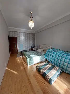 Satılır 2 otaqlı yeni tikili 70 m²