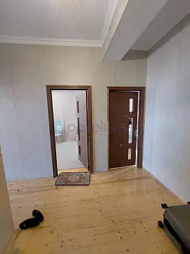 Satılır 2 otaqlı yeni tikili 70 m²