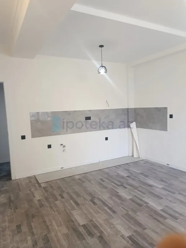Satılır 2 otaqlı yeni tikili 57 m²