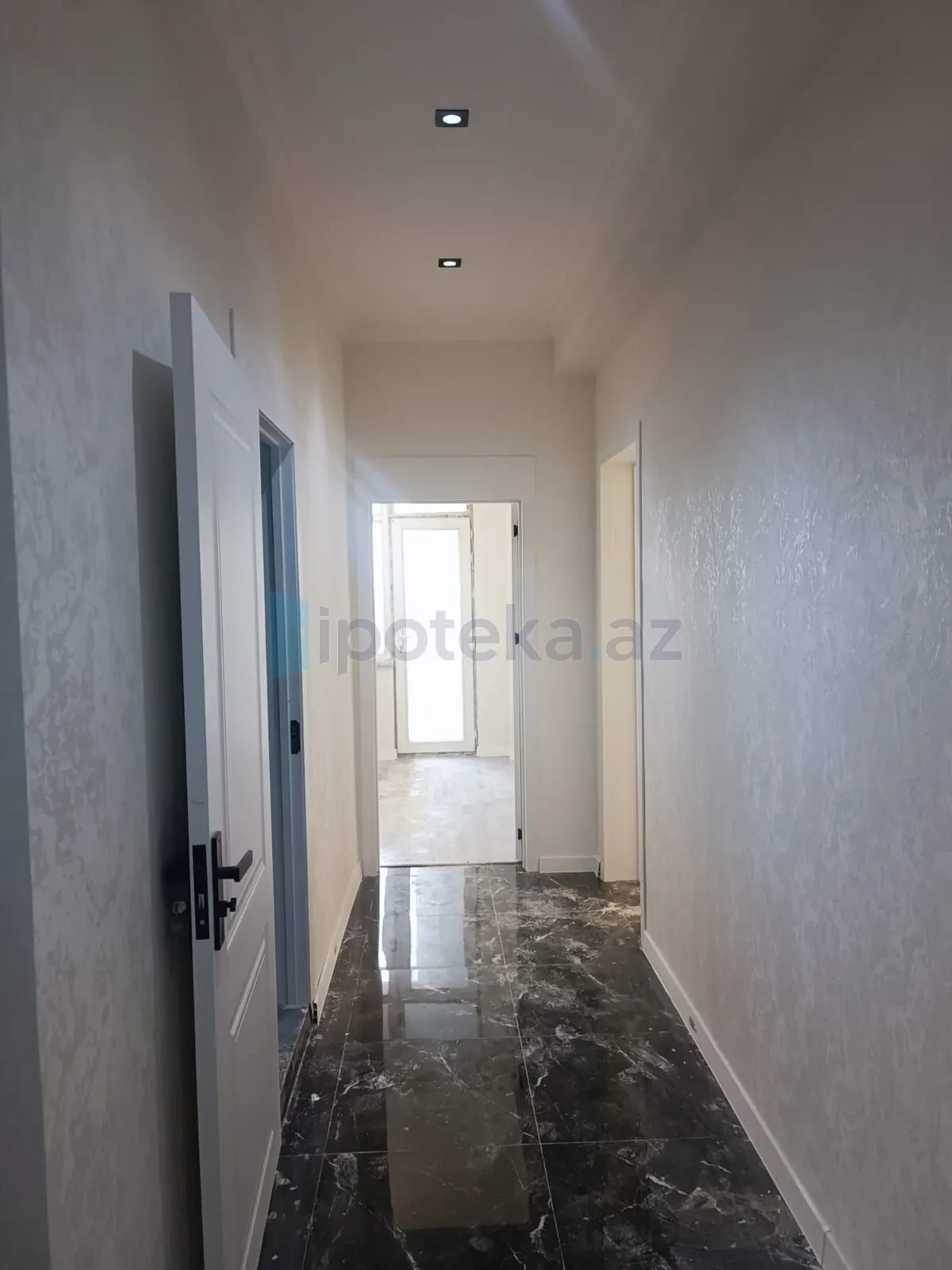 Satılır 2 otaqlı yeni tikili 57 m²