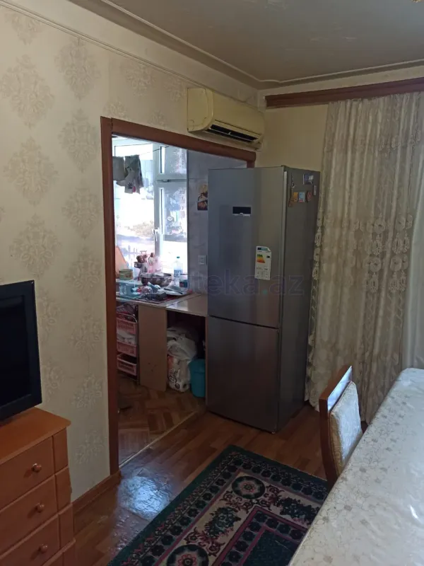 Satılır 3 otaqlı köhnə tikili 63 m²
