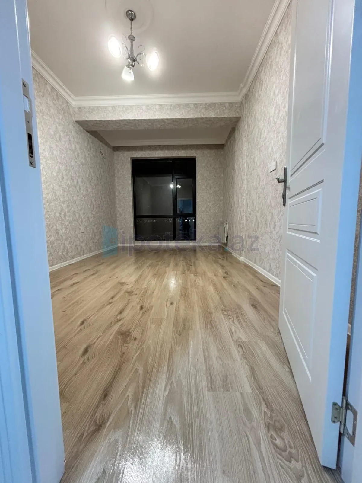 Satılır 3 otaqlı yeni tikili 95 m²