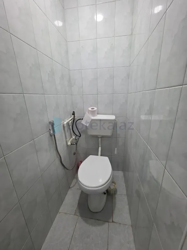 Satılır 3 otaqlı köhnə tikili 70 m²